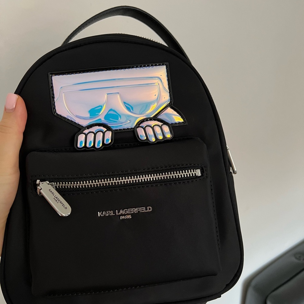 ABSOLUTELY NEW backpack - Picture 2 of 8